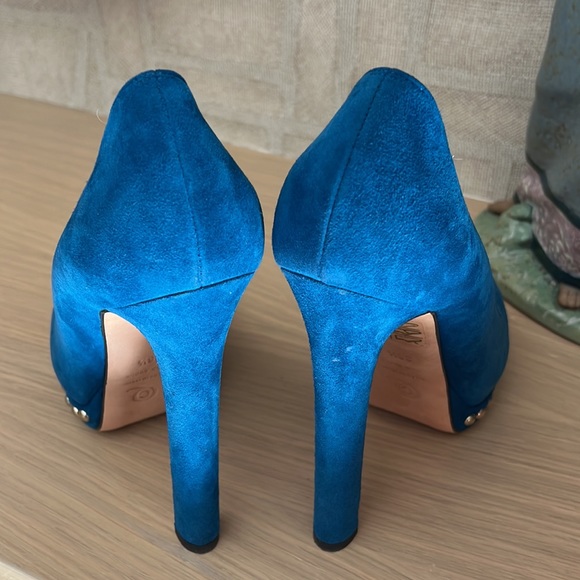 Blue suede high heeled peep toe pump - Picture 8 of 11